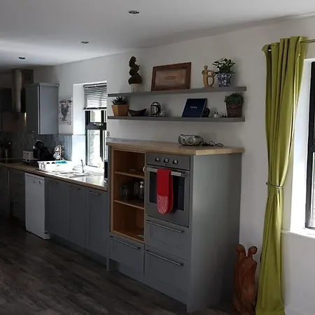 Holiday home Beautiful 4-bed House *