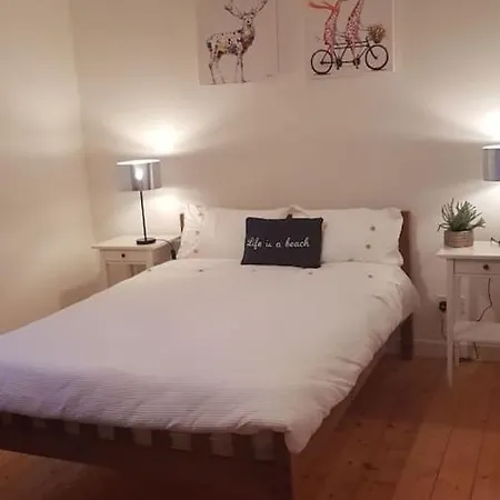 Beautiful 4-bed House *