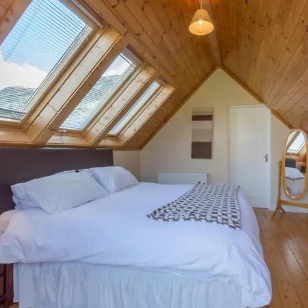 Beautiful 4-bed House Holiday home *