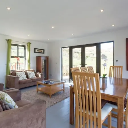 Beautiful 4-bed House Clonbur